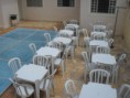 Mesas e cadeiras de plastico para locação ...